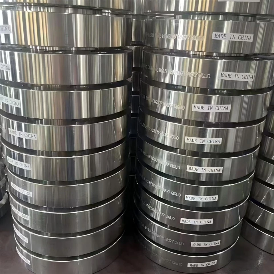 Valmistettu Kiinassa ASME B16.5 Weld Neck Raised Face (WNRF) laippa, SS316, 4" SCH40, luokka 300